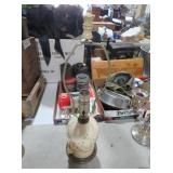 VTG FLORAL HANDPAINTED AINTED GLASS TABLE LAMP
