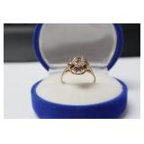 1.7 GR 10K GOLD RUBY AND DIAMOND CLUSTER RING SZ 6