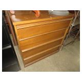 BASSETT MID CENTURY STYLE 4 DWR CHEST