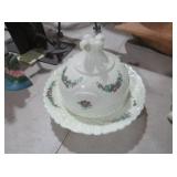 VINTAGE NORTH WOOD BUTTER DISH WITH FLORAL MOTIF