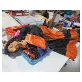 ANIMATED HALLOWEEN WITCH DECORATION