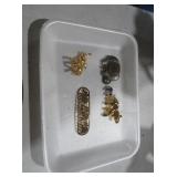 (4) ELEPHANT THEMED COLLECTIBLE PINS/BROOCHES
