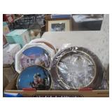 PRECIOUS MOMENTS DECORATIVE COLLECTOR PLATES