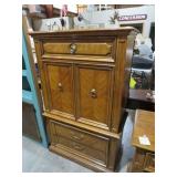 PREFERRED EDITIONS 3 DRAWER AND 2 DOOR CHEST