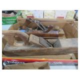VINTAGE WOODEN AND METAL HAND PLANES SET