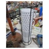 STACKABLE MUG SET WITH METAL STAND