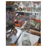 VINTAGE CLEAR GLASS OIL LAMP WITH CHIMNEY