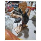 WOODEN PHOTOGRAPHER FIGURINE WITH CAMERA