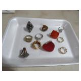 (11) LADIES FASHION RINGS