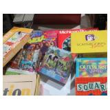 COLLECTION OF ASSORTED BOARD GAMES AND PUZZLES