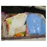 ASSORTED VINTAGE TEXTILES AND LACE LOT
