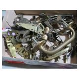 ASSORTED VINTAGE BRASS HARDWARE LOT