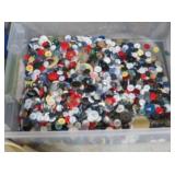 LARGE ASSORTMENT OF MIXED SEWING BUTTONS