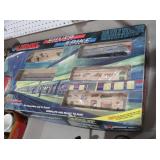 LIONEL SILVER SPIKE ELECTRIC TRAIN SET