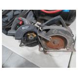 PORTER CABLE AND BLACK & DECKER CIRCULAR SAW LOT
