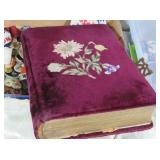 VINTAGE VICTORIAN PHOTOGRAPH ALBUM