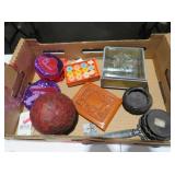 COLLECTIBLE DECORATIVE ASSORTMENT