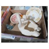CERAMIC SWAN PLANTER AND DECORATIVE DISHES