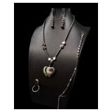 BLACK ALASKAN DIAMOND HEMATITE