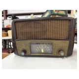 1948 Truetone Model D2026 AM Radio. Needs new