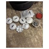 Lot of For hub caps with lug nuts