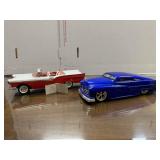 2 Die-Cast Model Toy Cars 1/24 Scale, Red/White