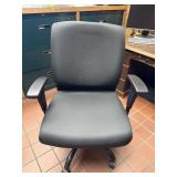 Big and tall adjustable ergonomic rolling office