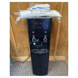 Primo bottom-loading water dispenser offering two