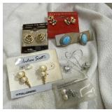 7 pierced earrings sets Turquoise, clear