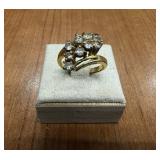 Gold Tone Ladies Fashion Ring, Size 5