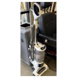 Shark Rotator Professional Lift-Away Vacuum