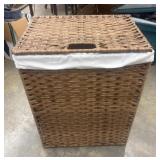Wicker Style, Laundry Hamper with Lid.