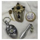 Misc jewelry. Brooch, tie pin, spoon