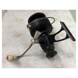 Vintage Large Spinning Reel, Unmarked