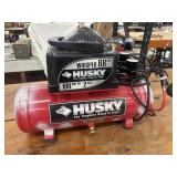 Husky 2-Gallon Air Compressor 100MAX PSI Portable