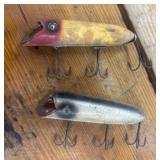 2 Vintage Wooden Heddon Original Bassen Lures