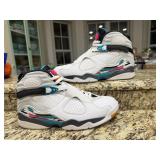 NIKE Air Jordan 8 Retro Sneakers in 'South Beach'