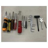 15pc Tool Bundle - Assorted Style Screwdrivers,