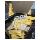 BUNDLE OF 50 3M EXTRA LARGE COMMERCIAL SPONGES.
