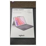Logitech combo Touch Detachable keyboard case