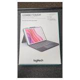 Logitech combo Touch Detachable keyboard case