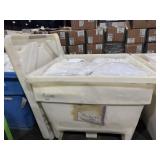 20 Linen Kits in Large White Forkliftable