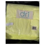 DRI BY TRICOLOR CLEAN MICROFIBER TOWELS. LIGHT