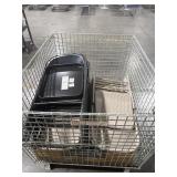 BUNDLE OF FOLDING CHAIRS. CRATE INCLUDED. BLACK