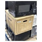 3 microwaves. Two different sizes COMFEE Brand