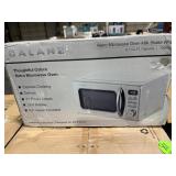 GALANZ RETRO MICROWAVE OVEN. MILK SHAKE WHITE. 11