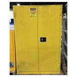 Global Industrial Self-Closing Flammable Cabinet