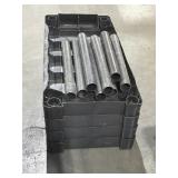 4 TIER HEAVY DUTY SHELVING UNIT. BLACK PLASTIC.