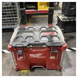 Milwaukee Packout rolling toolbox