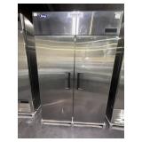 ATOSA INDUSTRIAL DOUBLE DOOR FREEZER.
